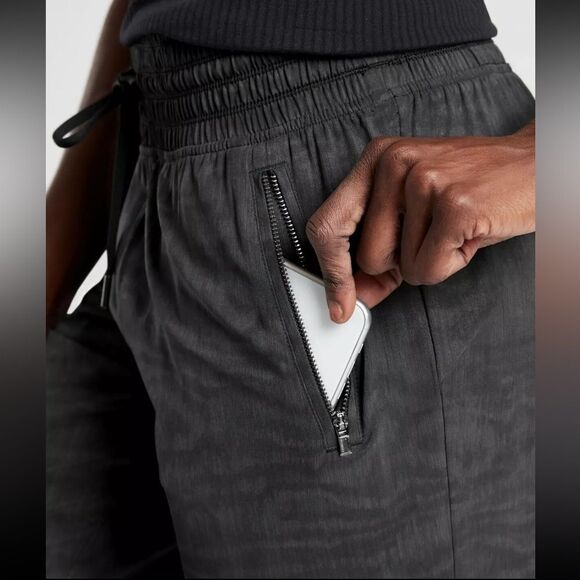 Athleta Camden Printed Jogger Pant Size 12P - Picture 6 of 10